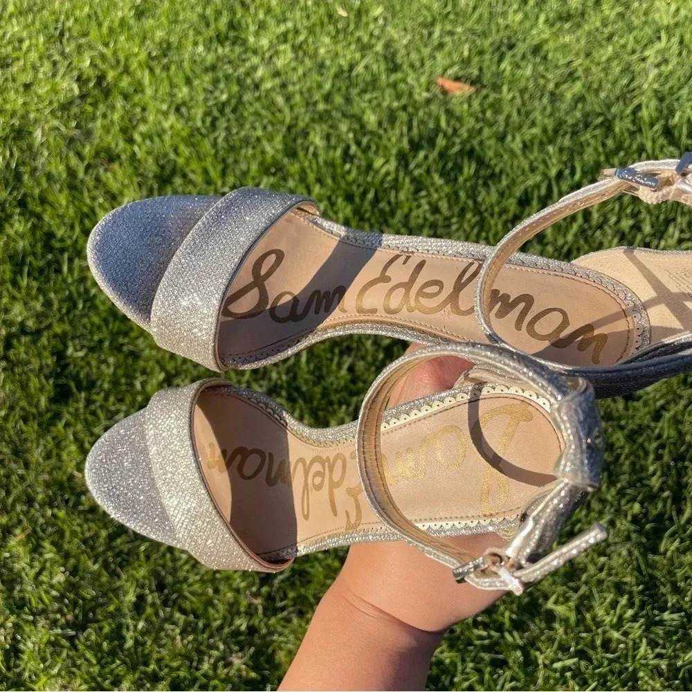 Like New! Sam Edelman Yaro Metallic Silver Leather Ankle Strap Heels Size 7 - Picture 3 of 12
